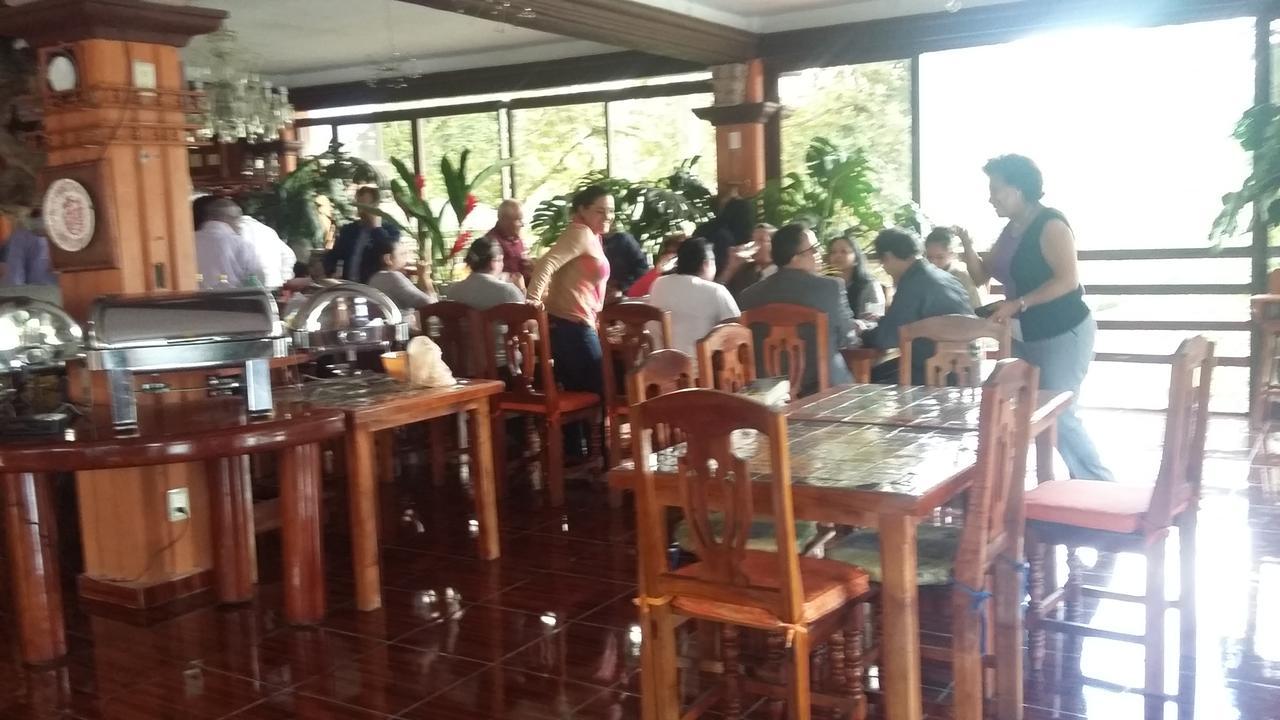 Hotel Fontana Xicotepec de Juarez Bagian luar foto