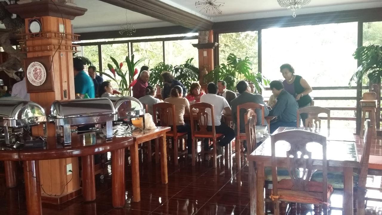 Hotel Fontana Xicotepec de Juarez Bagian luar foto